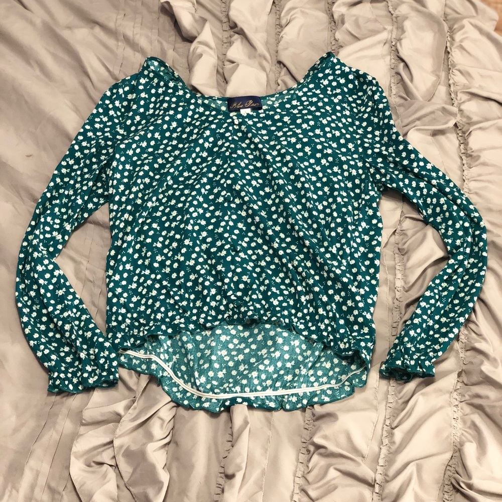 Green and white top!